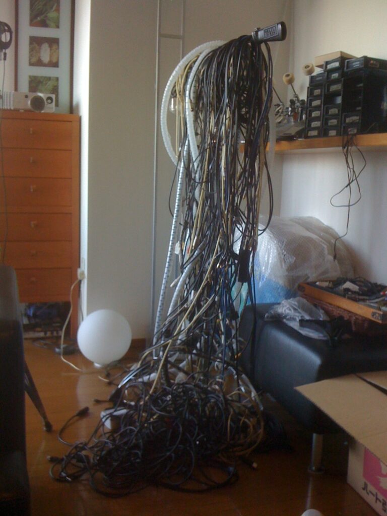 ケーブルの憂鬱